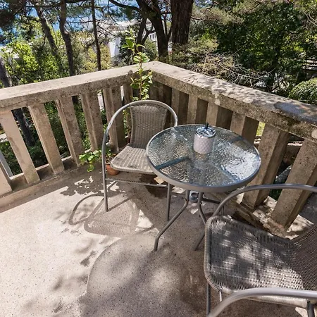 Virna شقة أوباتيا